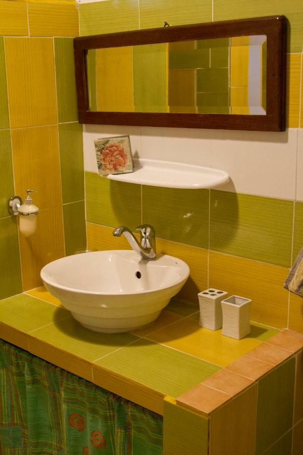 Apartments-Estate Under The Paintbrush Vis Extérieur photo